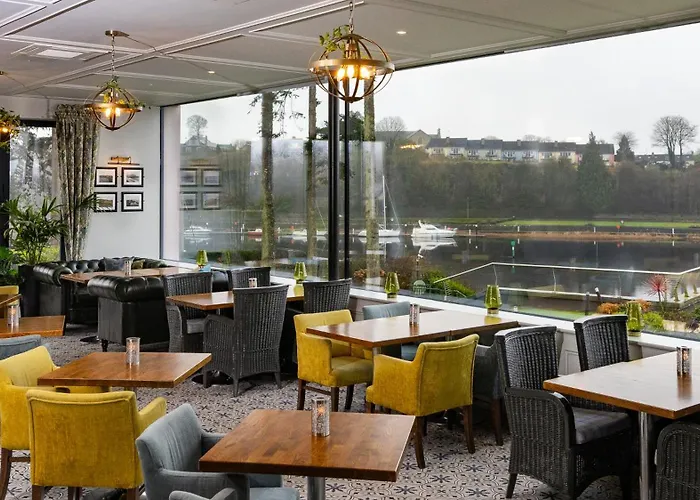 The Lakeside Hotel & Leisure Centre