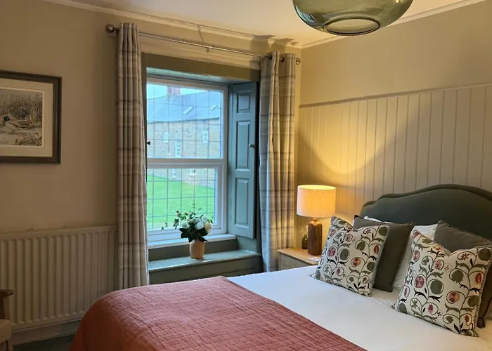 Alnmouth Hotels