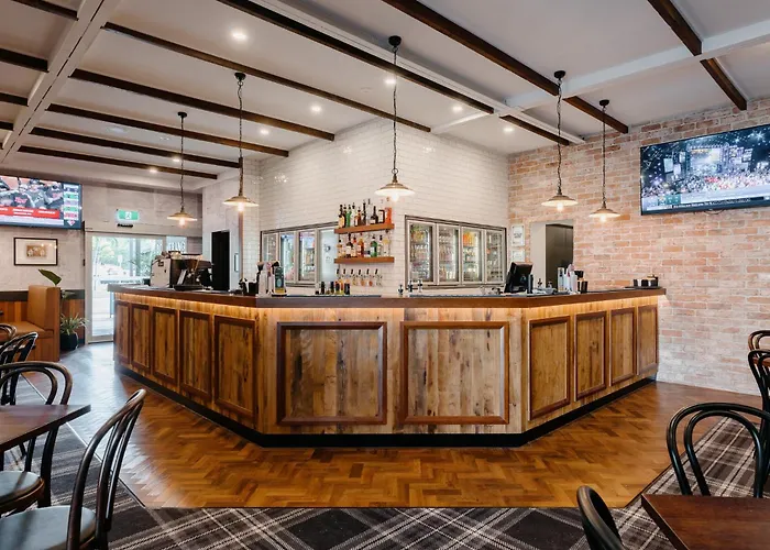 Mackay Hotels