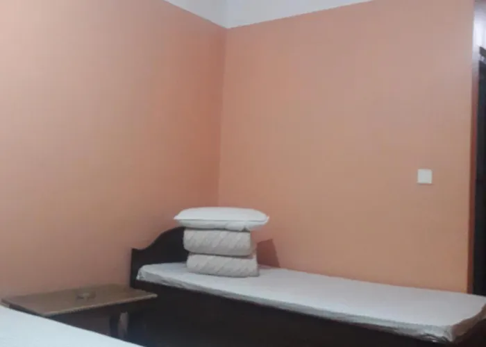 Friends Hotel Ilam