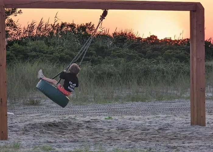 Fire Island Pines Beach hotels