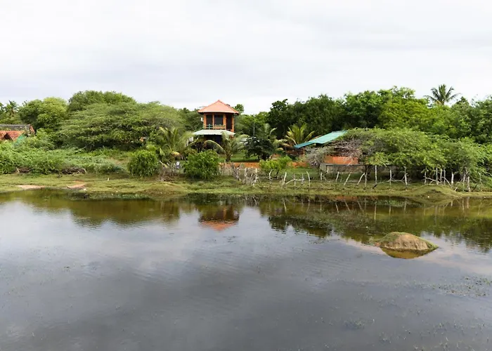 Hambantota Hotels