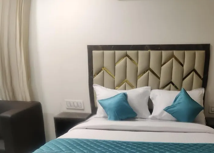 Velankanni Hotels