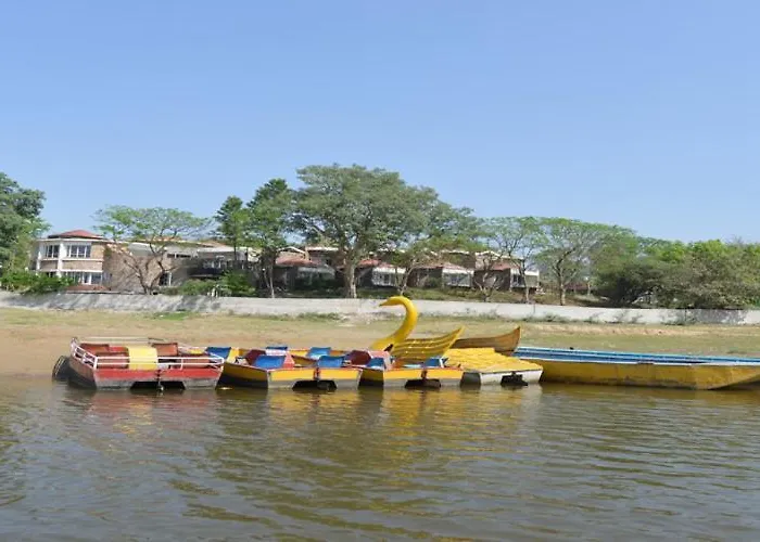 Saras Tourist Resort