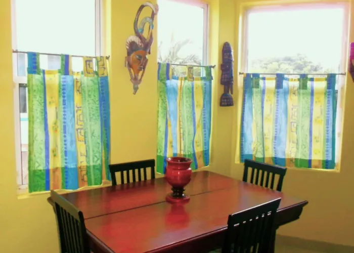 Casa Gatos Suites