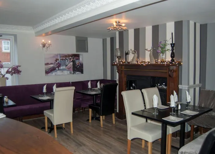 Oyo La Spada Boutique Hotel