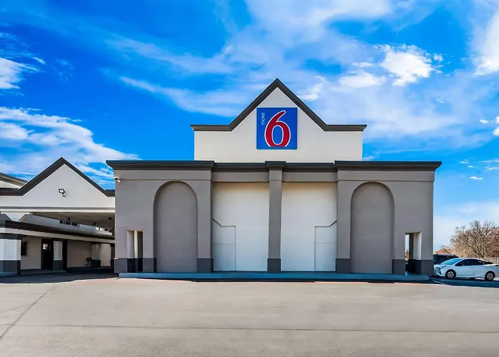 Lester Hotels