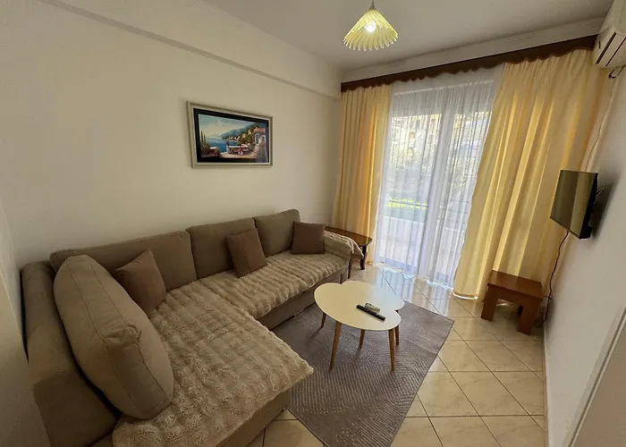 Sarande Beach hotels