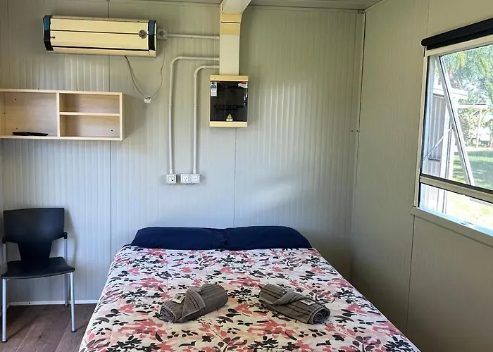 Gundy Pub & Caravan Park