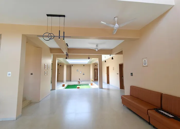 Parin Hotel And Resort