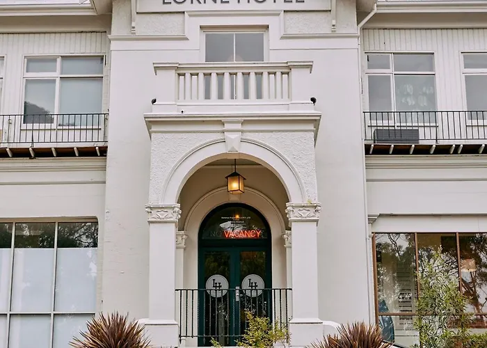 Lorne Hotels