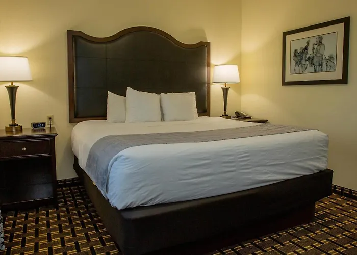 Opelousas Hotels