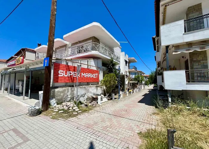 Pelekan Rooms And Apartments Athina 33