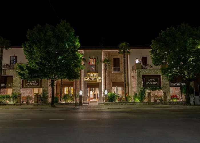 Hotel Moderno