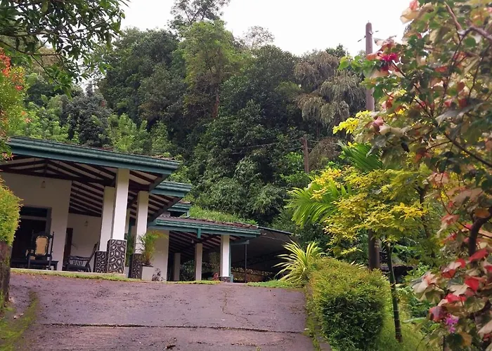 Salmanel Resort Ayagama - Rathnapura
