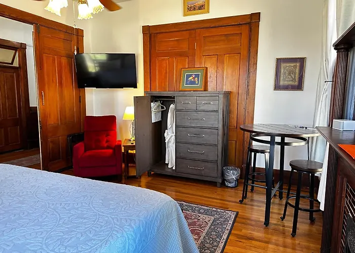 Alpine Bed And Breakfast