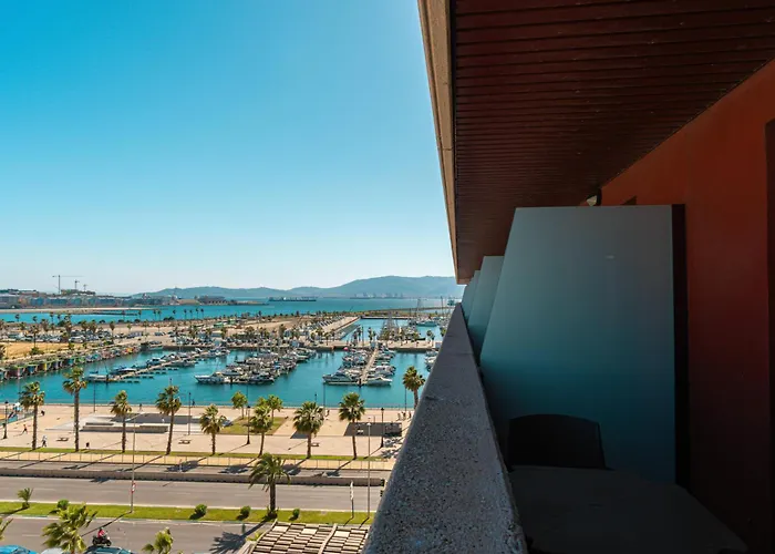 Hoteles en La Línea de la Concepción
