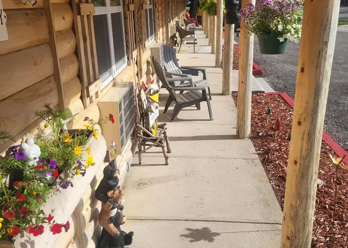 Saint Ignace Beach hotels