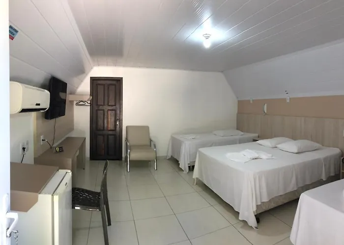 Hotéis perto de 