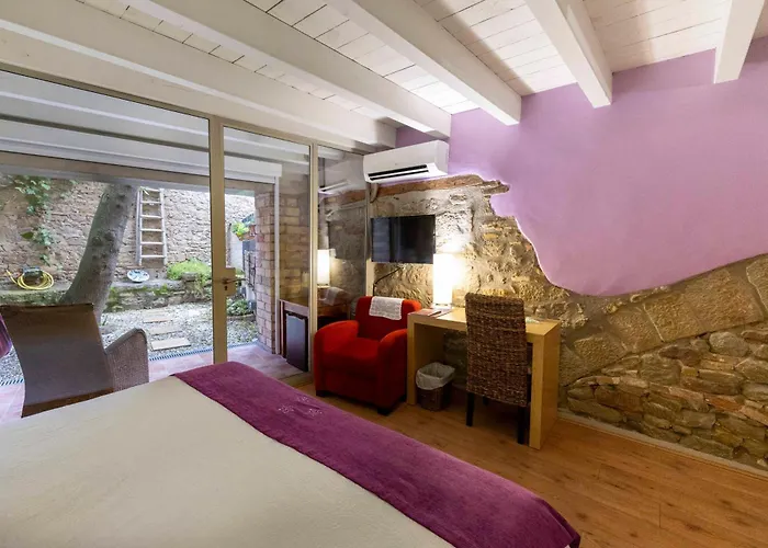Solsona Hotels