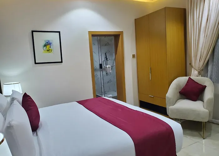 Executive Hotel And Suites