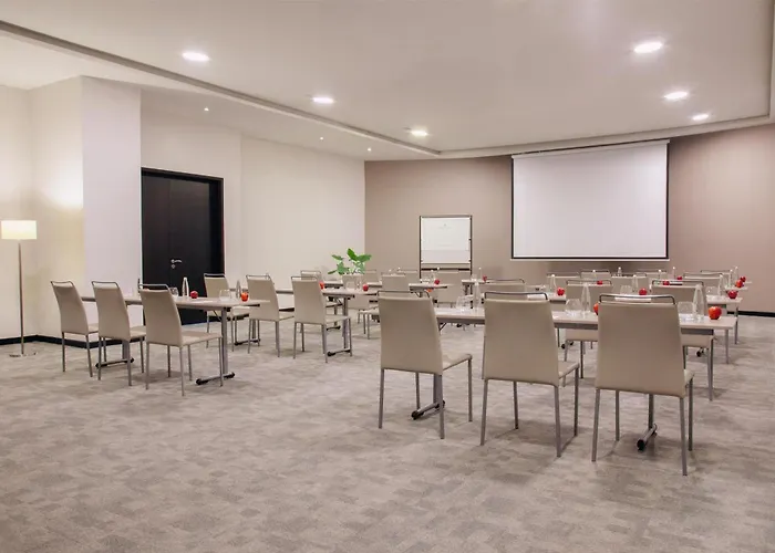 Nh Collection Royal Smartsuites