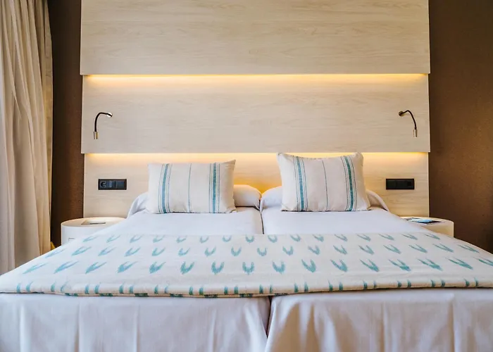 Hoteles con jacuzzi en Can Picafort (Mallorca)