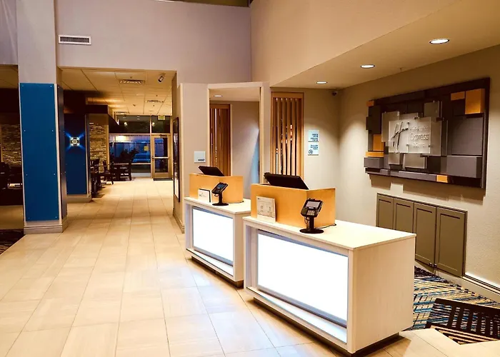 Aurora Hotels