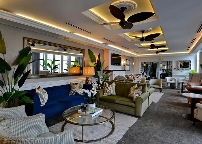 Hilton Homestead By Anew