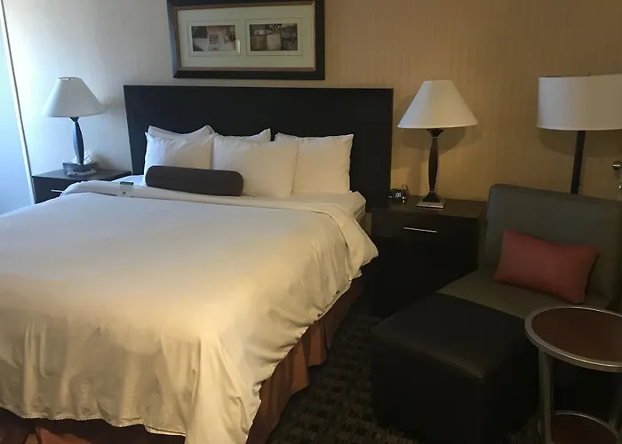 Monterey Park Hotels