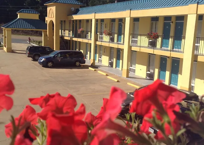 Kosciusko Hotels