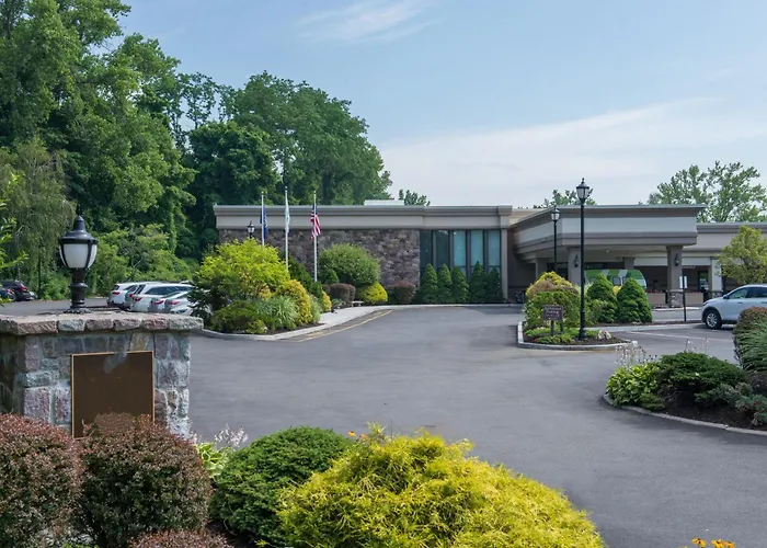 Mount Kisco Hotels