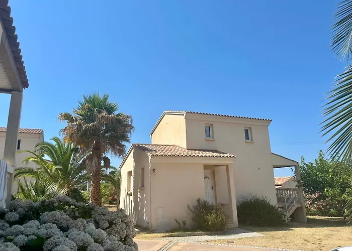 Villas avec piscine privée à Calvi (Corsica)