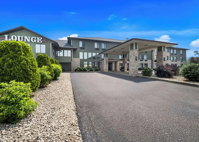Mauston Hotels