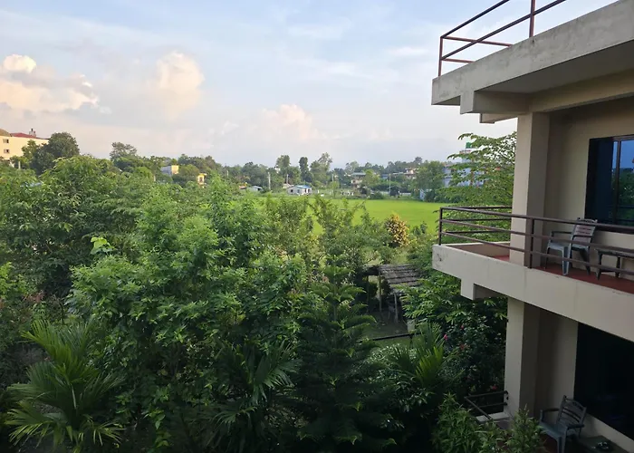 Hotel Happy Land