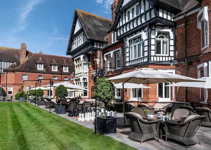 Cobham (Surrey) Hotels