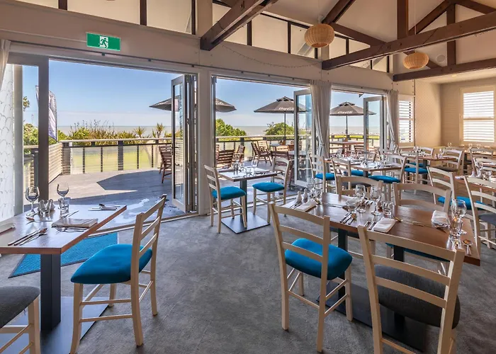 Beachfront Hotel Hokitika