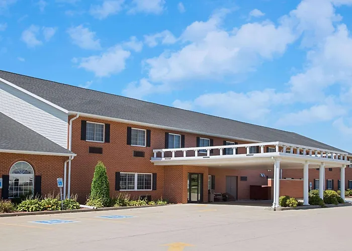 New Hampton Hotels