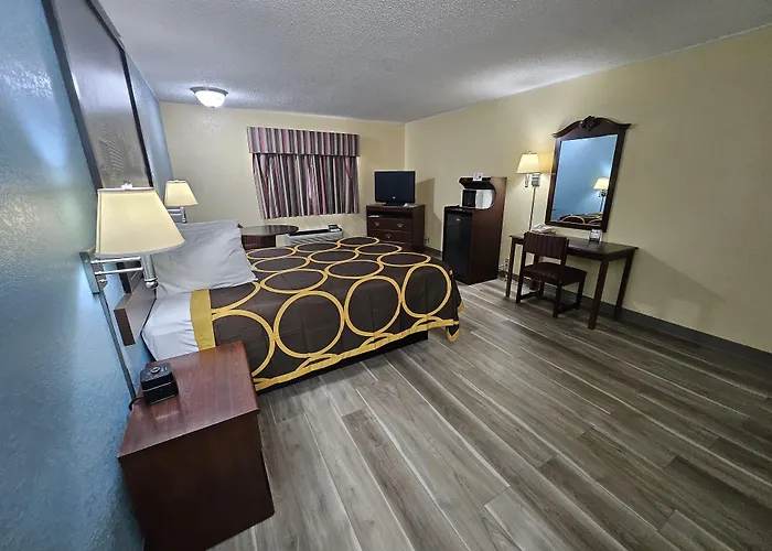 Sayre Hotels