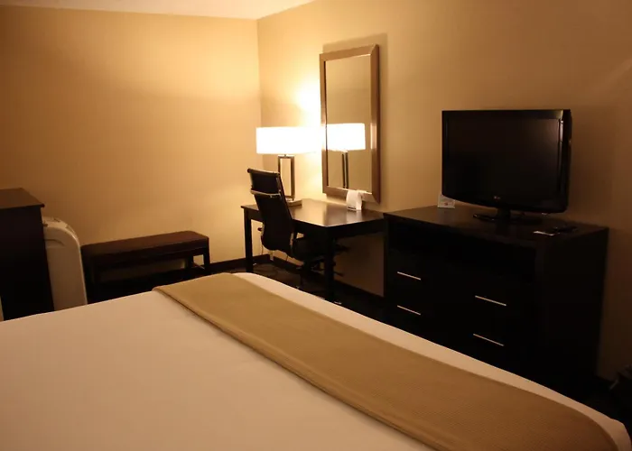 Ludlow Hotels