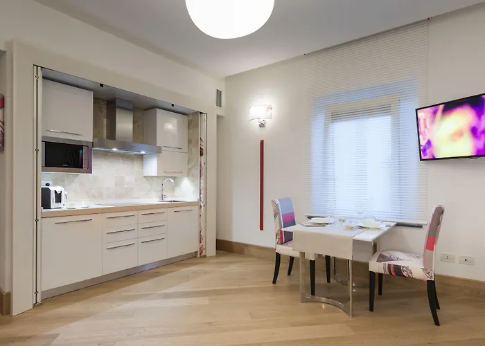 Pontedera Hotels