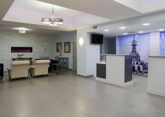 Daphne Hotels