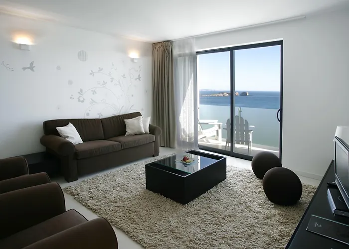 Sagres Hotels