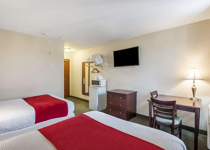 Knights Inn Orillia