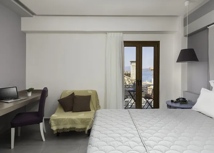 Poros Town Hotels