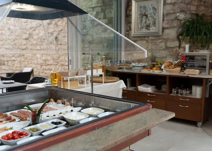 Novigrad (Istria) Hotels