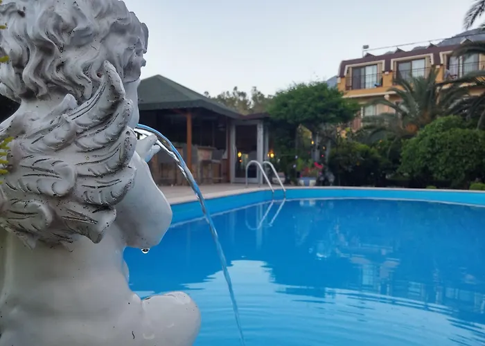 Papirus Hotel