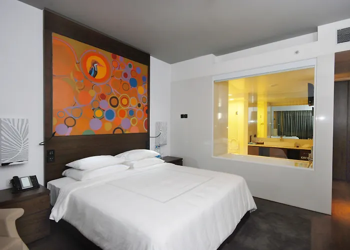 Kolkata Hotels