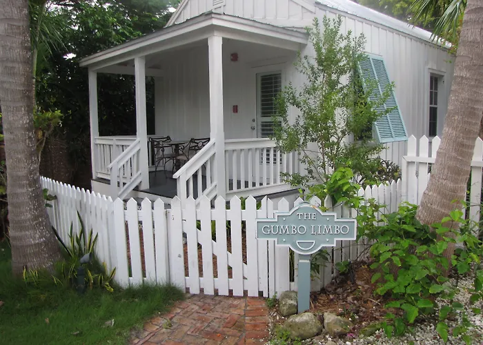 Paradise Inn - Adult Exclusive