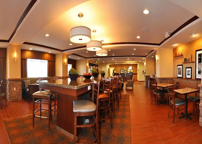 Alamosa Hotels